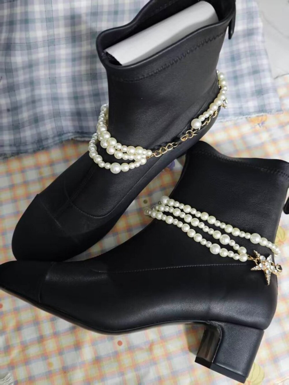 ℒChanel high-heeled boots
